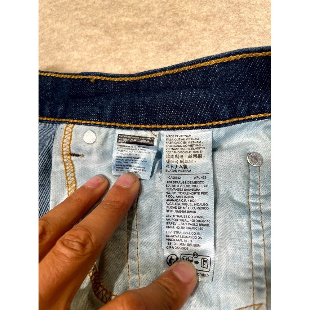 Levi's 505 Regular Jeans Mens 32x30 Blue Denim Cotton Mid Rise Straight Leg - Picture 2 of 16